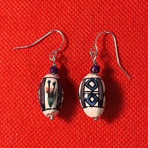 Vintage Peruvian Oval Hand Painted Beaded Earrings on Silver Tone French Hooks